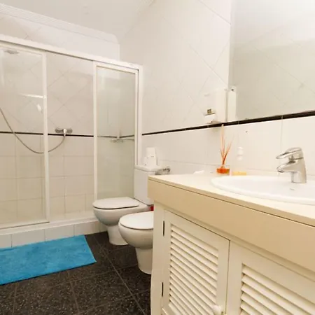 Goiko בית הארחה